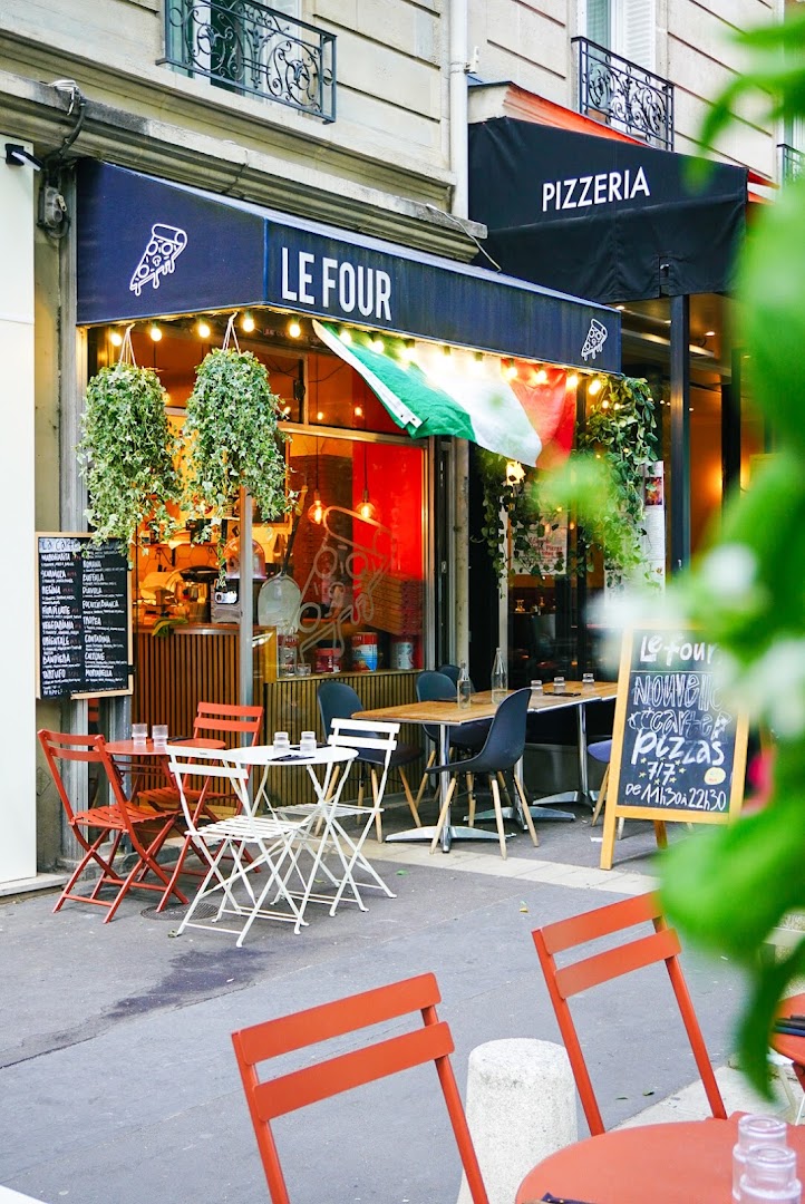 La devanture et la terrasse du Four avenue Daumesnil